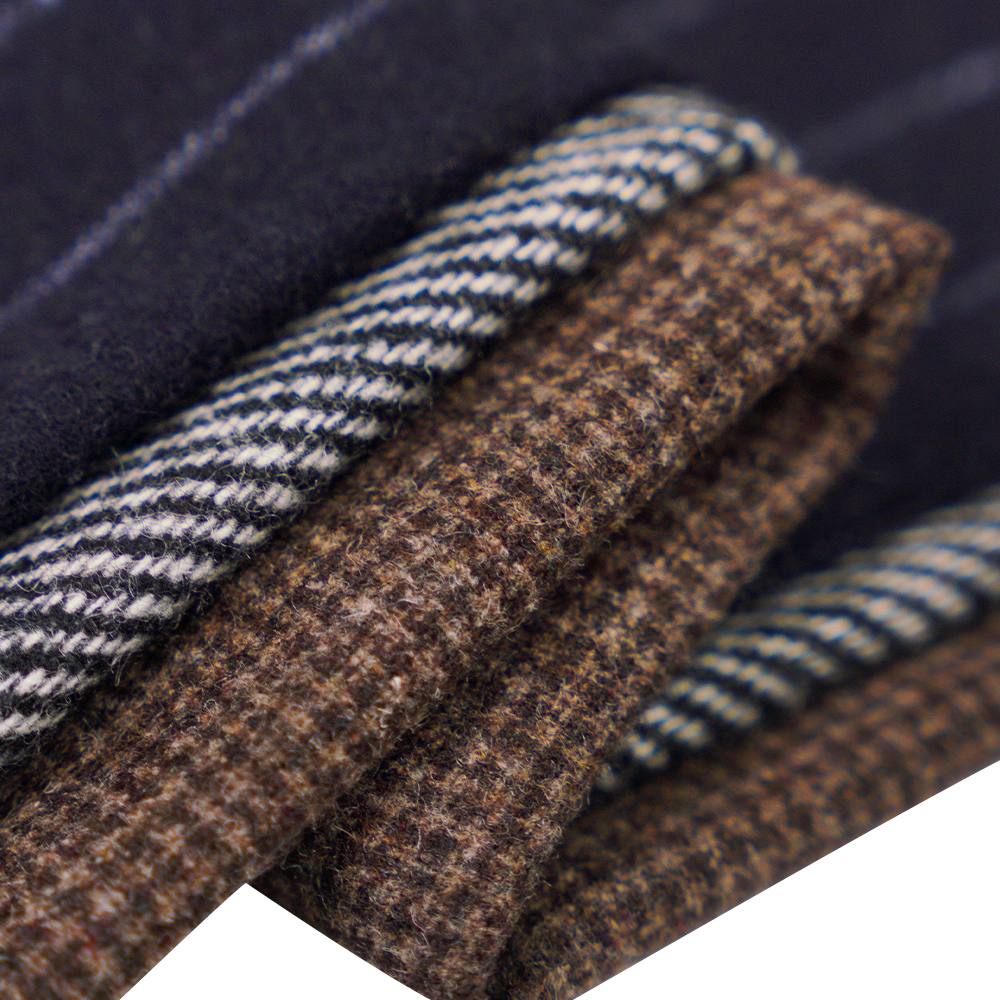 %50 Yün, %30 Polyester, %20 Diğer Elyaf, 320G/M, Kirli Beyaz + Siyah, Dimi Flanel Kumaş, ML-C-22104