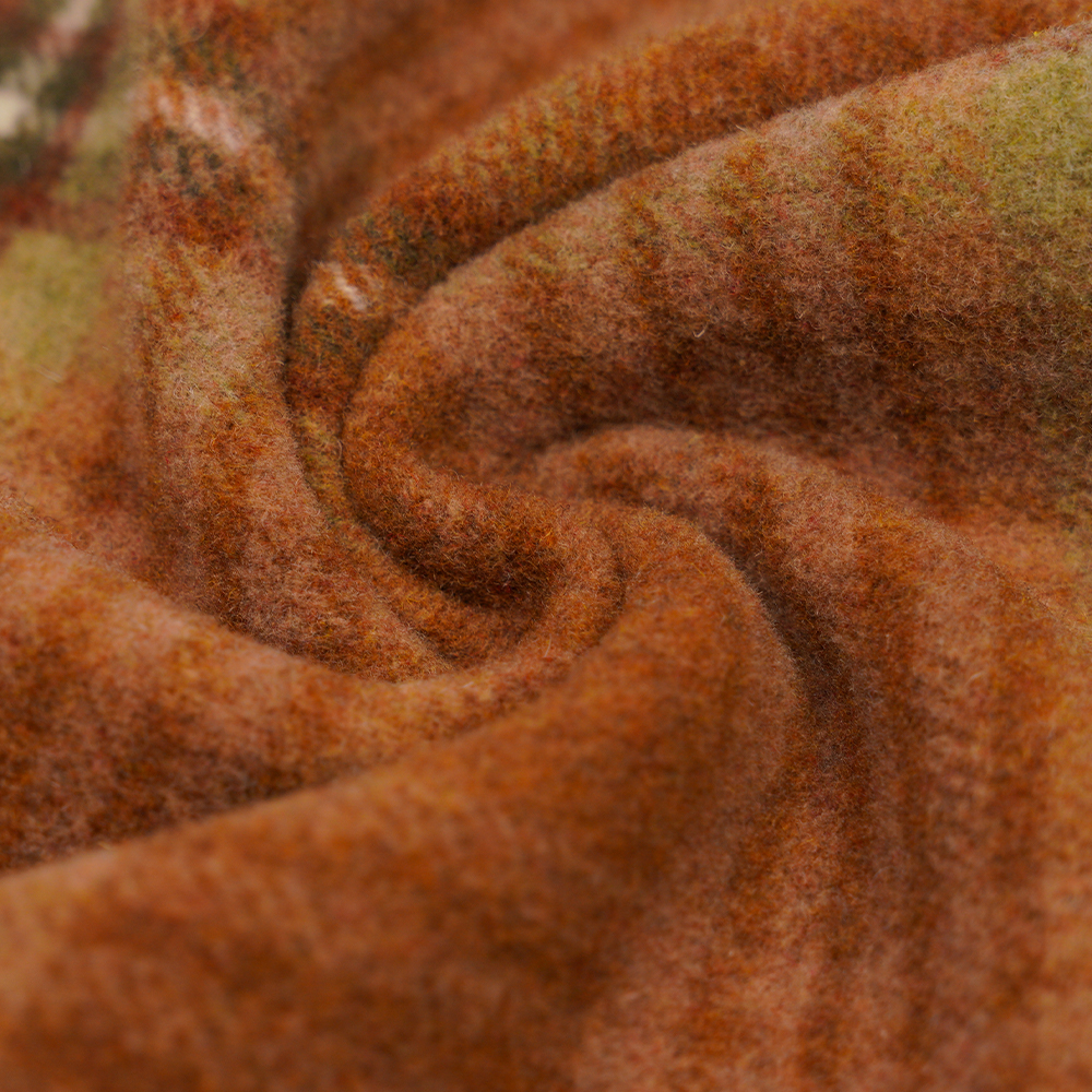 %50 Yün, %40 Polyester, %10 Diğer Elyaf, 860G/M, Kahverengi Ve Sarı Kareli, Kadife Kumaş, ML-062142104